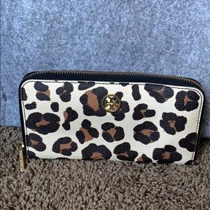 Tory Burch Robinson Wallet